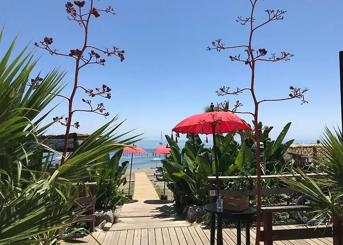 Marbella - Estepona Beach Frontline Apartment