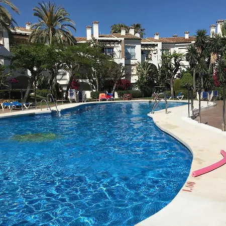 Marbella - Estepona Beach Frontline Apartment Extérieur photo